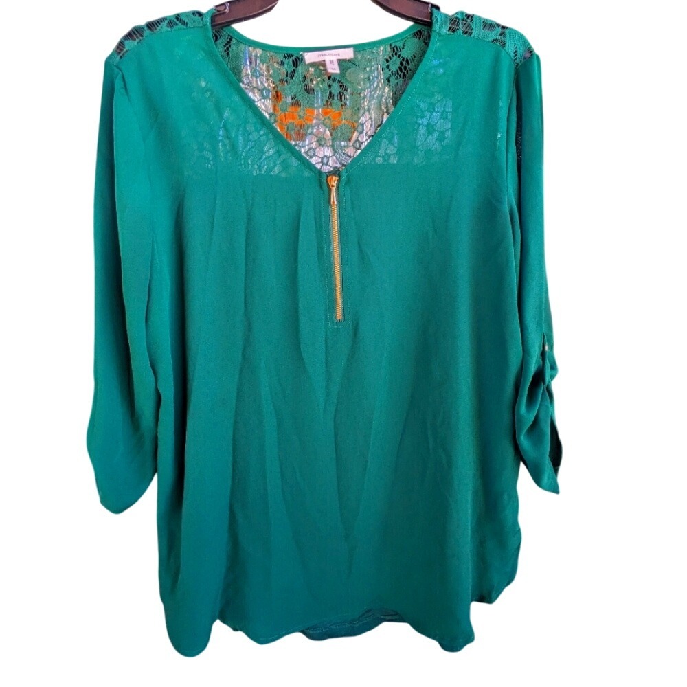 💚 Green color M blouse
